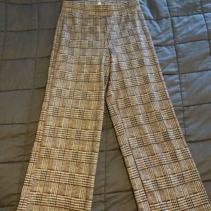 Women’s Capri flare plaid pants